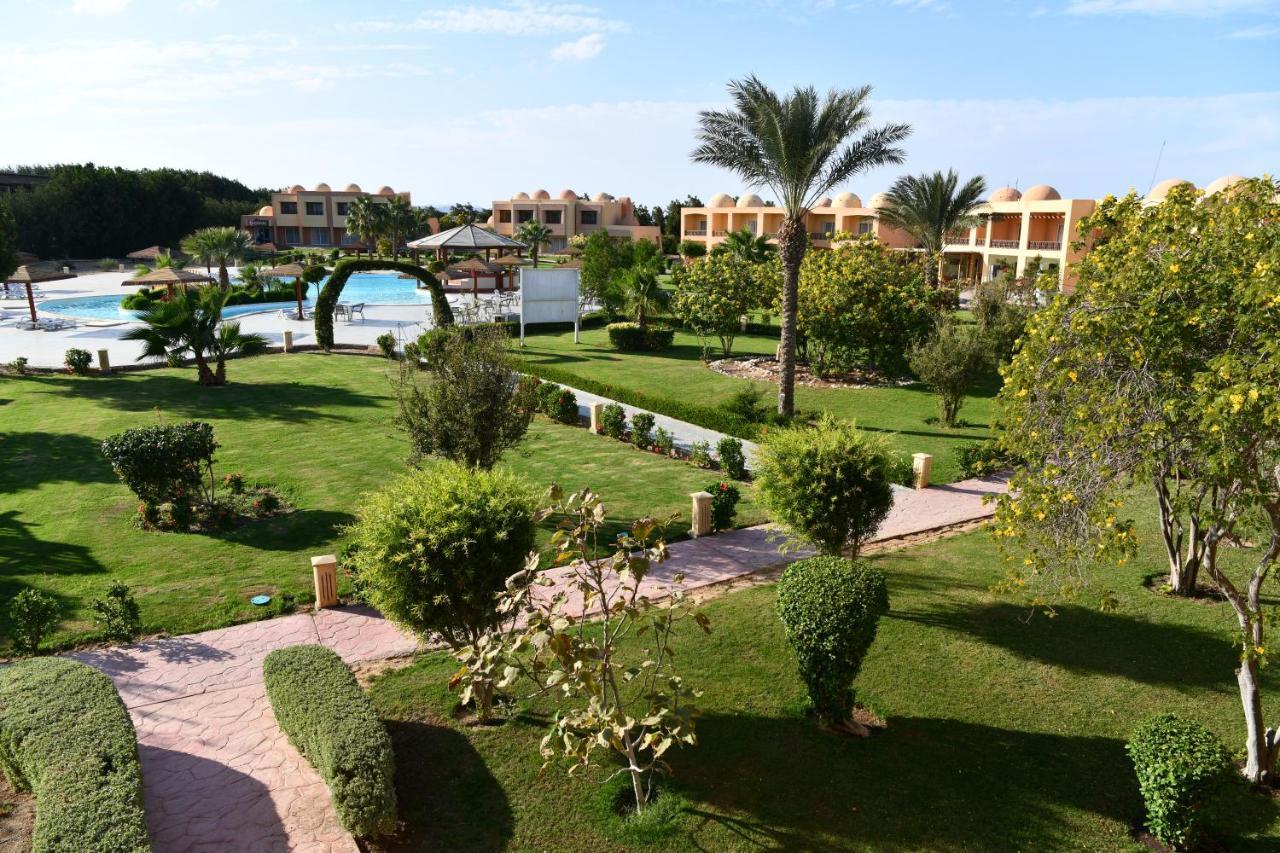 Wadi Lahmy Azur Resort - Soft All-Inclusive Abū Ghuşūn Buitenkant foto